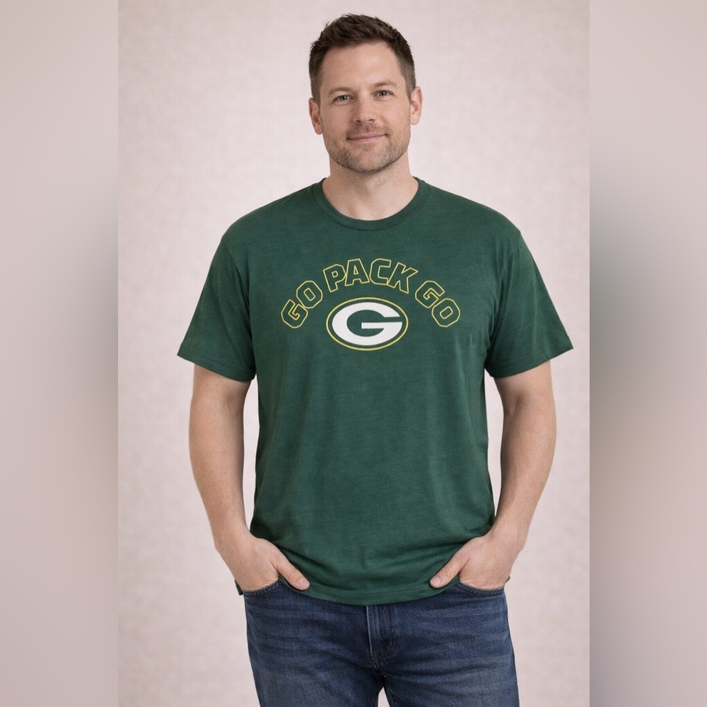 Team apparel Green Bay Packer “Go pack Go” short sleeve mens XL